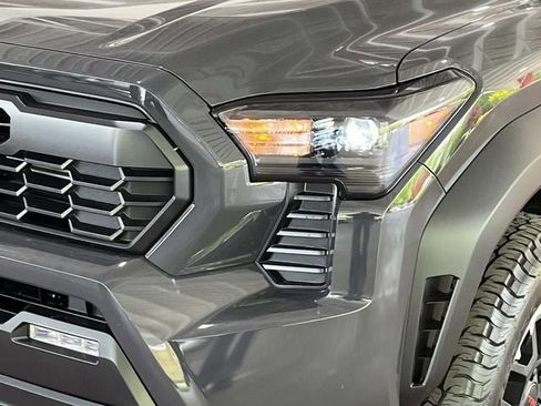 New 2026 Toyota Tacoma 4x4 Double Cab image 11