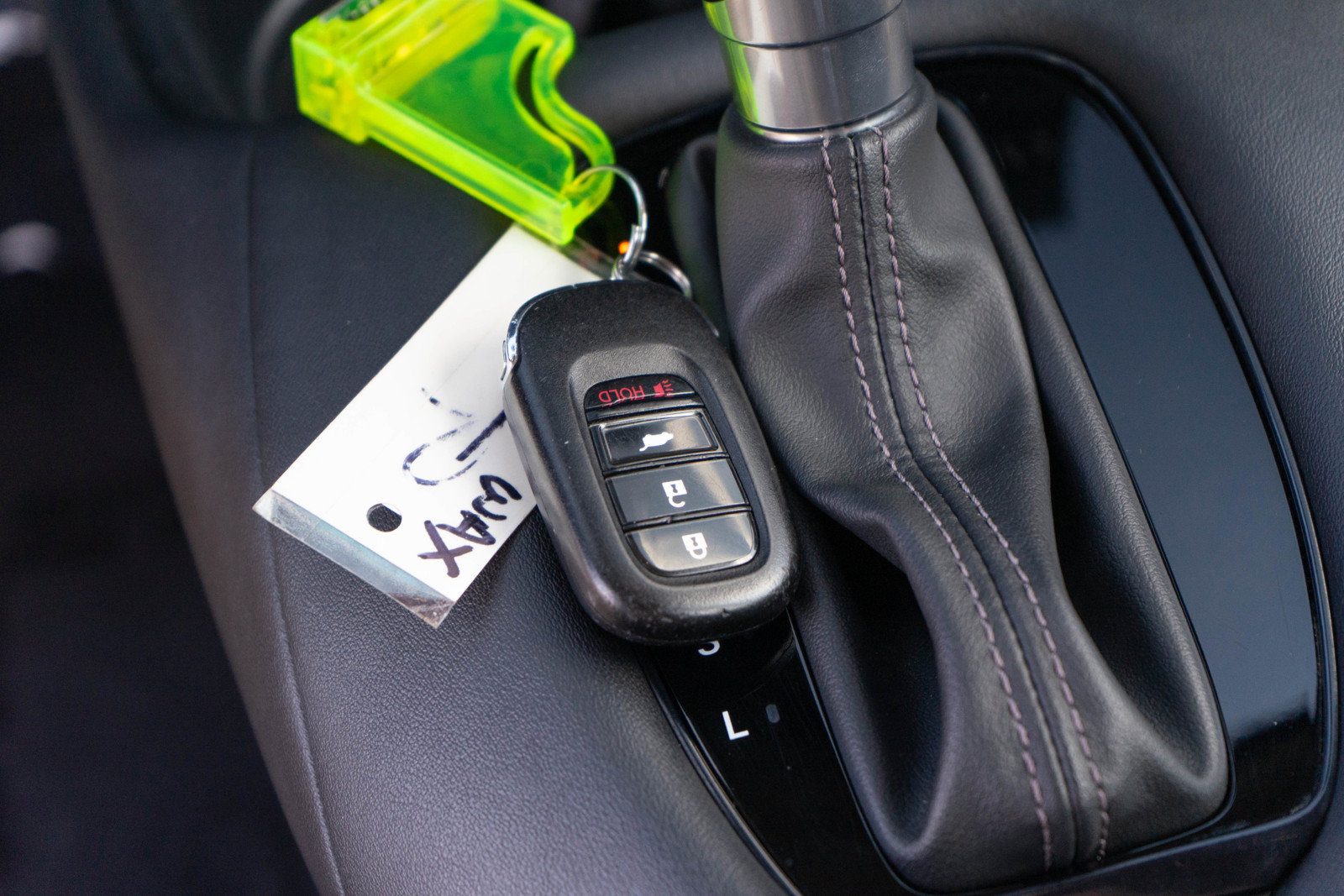 Used 2023 Honda HR-V LX image 29