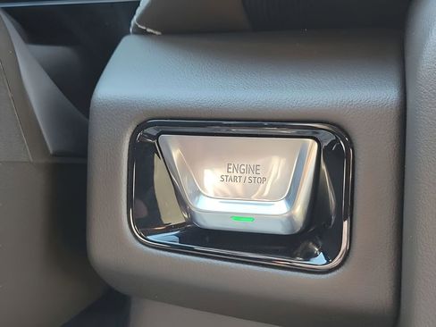 New 2026 GMC Yukon XL Elevation image 39