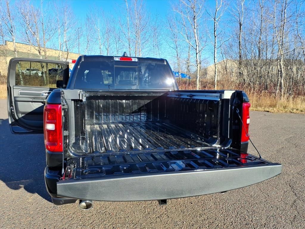 New 2026 RAM 1500 Big Horn AWD/4WD image 18