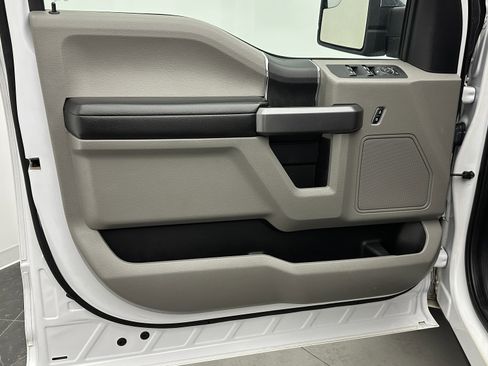 Used 2020 Ford F150 XLT image 10