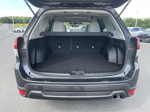 Certified 2023 Subaru Forester Premium AWD/4WD image 5