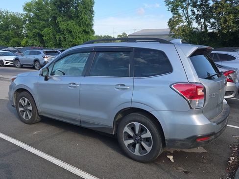Used 2017 Subaru Forester 2.5i Limited w/ Popular Package #1 AWD/4WD image 6