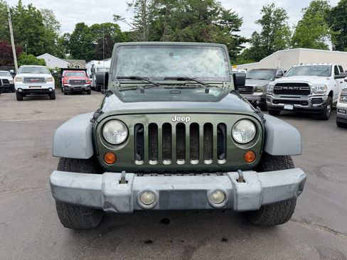 Used 2008 Jeep Wrangler Unlimited Rubicon w/ Trailer Tow Group AWD/4WD image 11