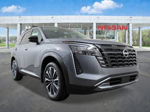 New 2026 Nissan Pathfinder Platinum AWD/4WD image 7