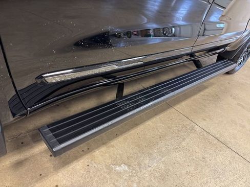 Used 2024 Chevrolet Silverado 1500 High Country w/ Midnight Edition image 14