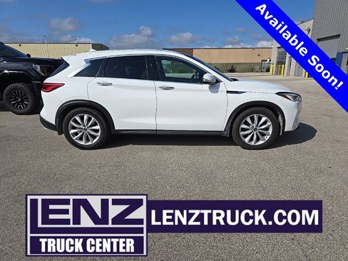 Used 2019 INFINITI QX50 Luxe w/ Cargo Package image 1