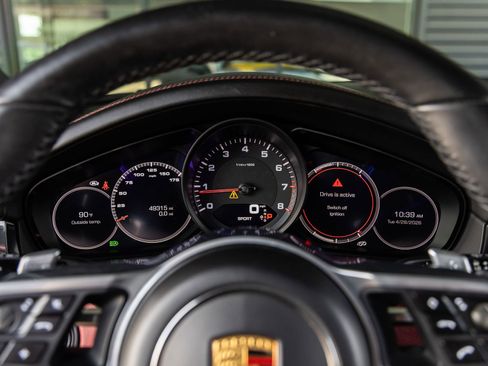 Certified 2020 Porsche Cayenne AWD/4WD image 25