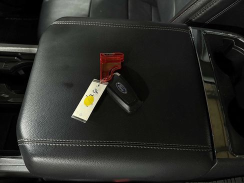 Used 2024 Ford F250 Lariat w/ Lariat Ultimate Package image 38