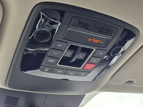 New 2026 Kia Carnival SX Prestige FWD image 37