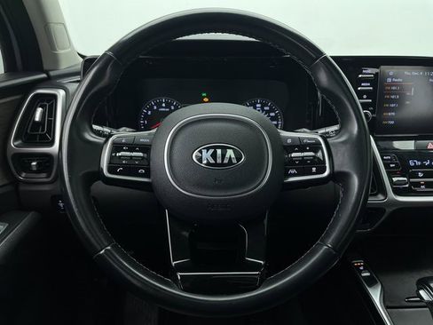 Used 2021 Kia Sorento EX w/ Panoramic Sunroof Package image 27