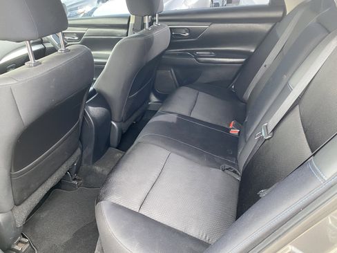 Used 2017 Nissan Altima 2.5 SR w/ Midnight Edition Package image 15