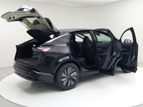 Certified 2023 Nissan Ariya FWD image 32