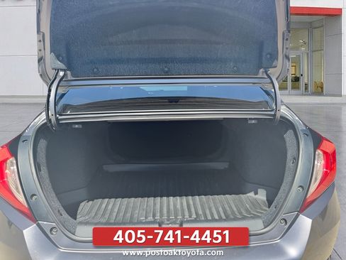 Used 2020 Honda Civic EX image 12