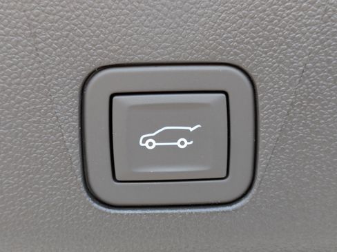 New 2026 Chevrolet Suburban Premier w/ Sun And Tow Package AWD/4WD image 8