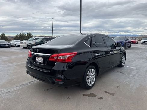 Used 2018 Nissan Sentra S image 8