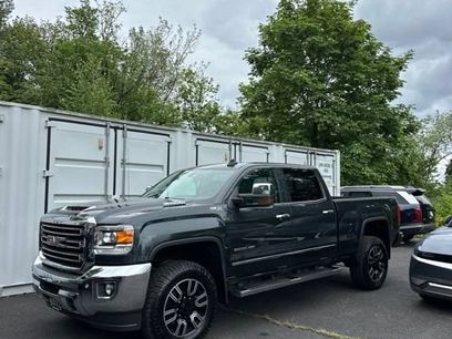 Used 2019 GMC Sierra 2500 SLT w/ Duramax Plus Package