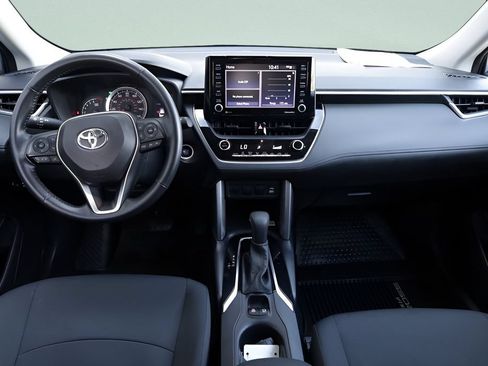 Certified 2022 Toyota Corolla Cross LE AWD/4WD image 29