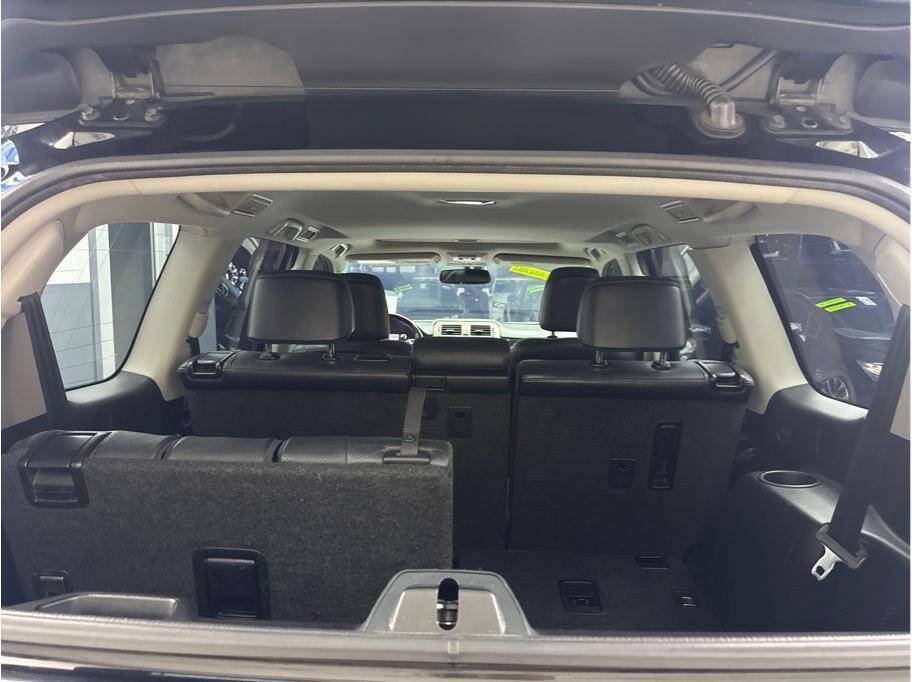 Used 2014 Lexus GX 460 w/ Premium Package AWD/4WD image 17