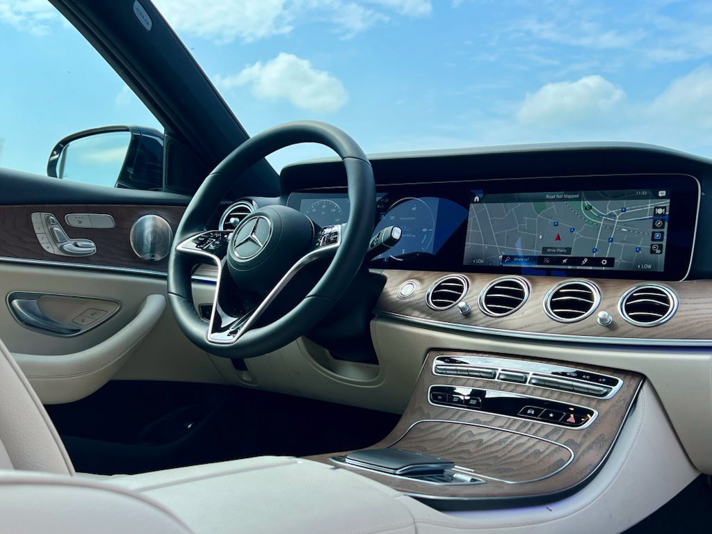 Certified 2023 Mercedes-Benz E 350 4MATIC Sedan image 9