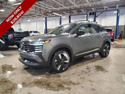 New 2026 Nissan Kicks SR w/ Cold Weather Package