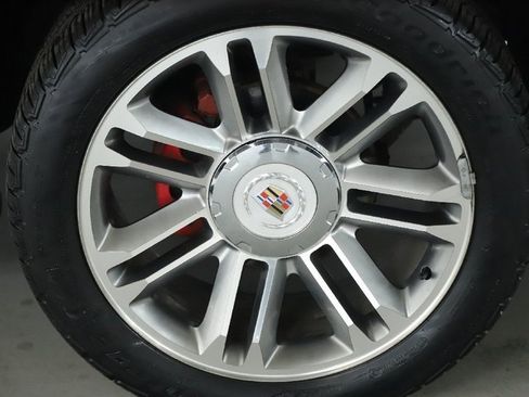 Used 2014 Cadillac Escalade Premium image 10