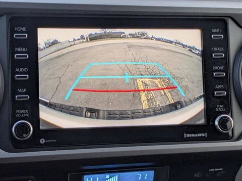 Certified 2022 Toyota Tacoma TRD Off-Road image 15