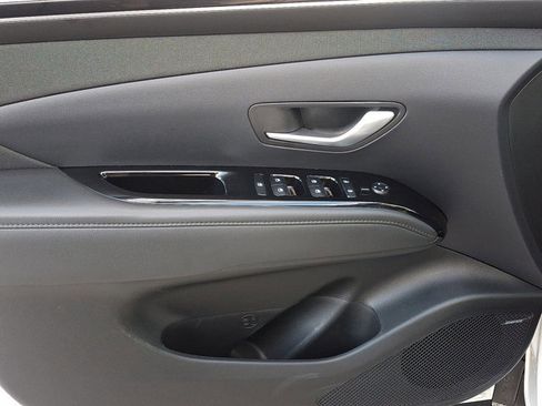 Used 2023 Hyundai Tucson Limited image 12