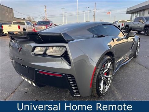 Used 2015 Chevrolet Corvette Z06 w/ 2LZ Preferred Equipment Group image 12