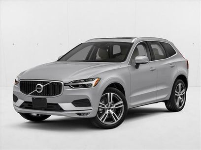 Used 2021 Volvo XC60 T5 Momentum w/ Advanced Package