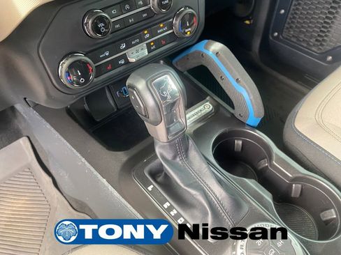 Used 2022 Ford Bronco Wildtrak AWD/4WD image 17