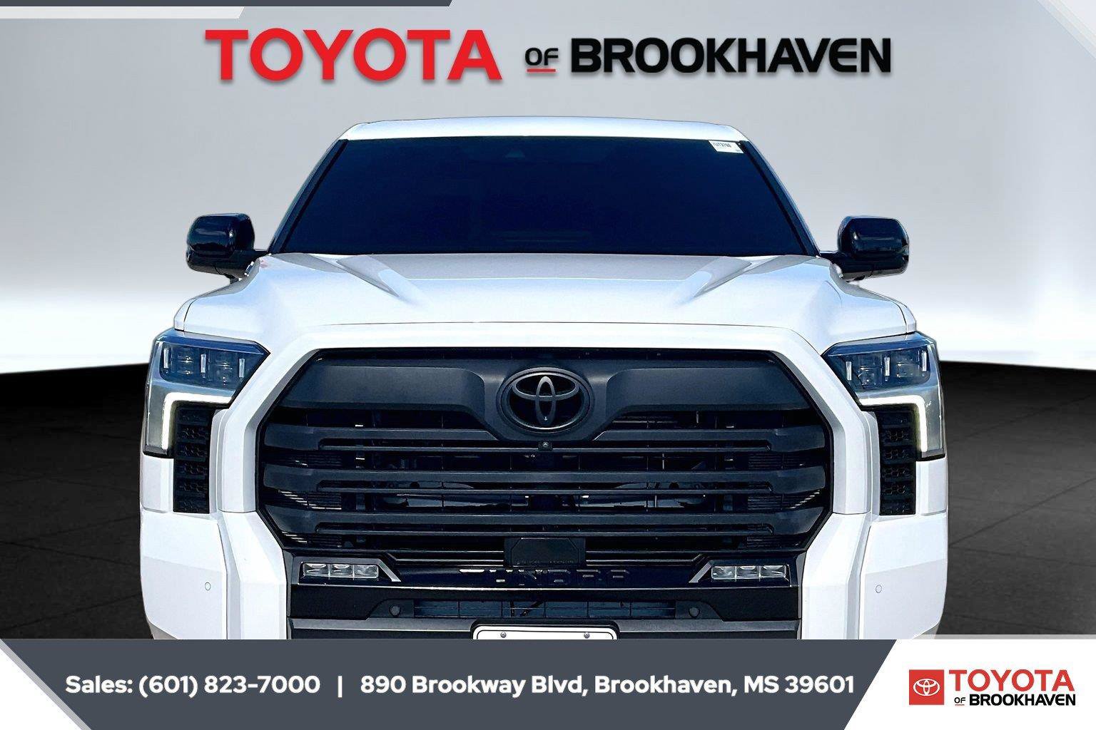 Used 2025 Toyota Tundra Limited AWD/4WD image 3