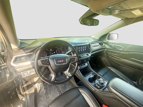 Used 2022 GMC Acadia AT4 w/ Technology Package image 9