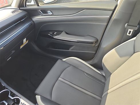 New 2026 Kia K5 GT-Line image 17