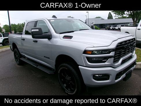 Used 2026 RAM 2500 Big Horn AWD/4WD image 2