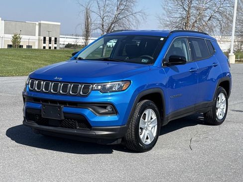 Used 2022 Jeep Compass Latitude AWD/4WD image 28