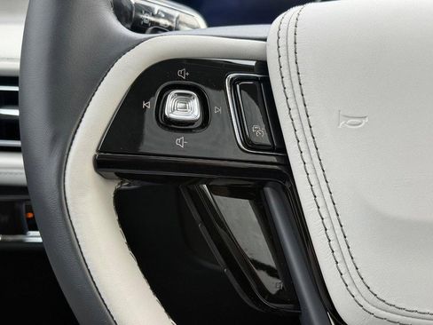 New 2026 Lincoln Aviator Reserve image 10