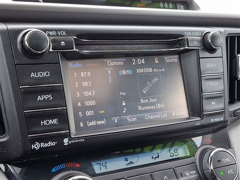 Certified 2018 Toyota RAV4 XLE image 17