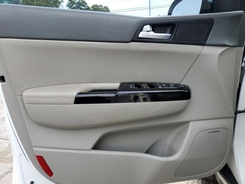 Used 2018 Kia Sportage SX image 17