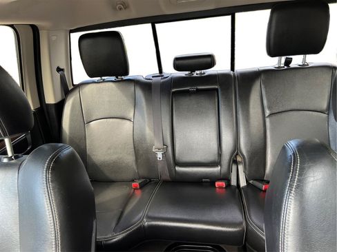 Used 2016 RAM 3500 Laramie w/ Cold Weather Group AWD/4WD image 15
