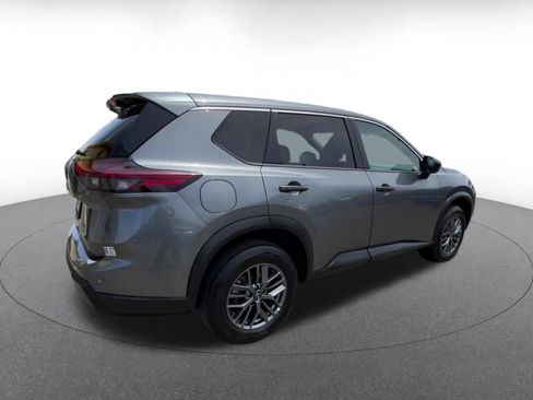 Used 2024 Nissan Rogue S AWD/4WD image 14