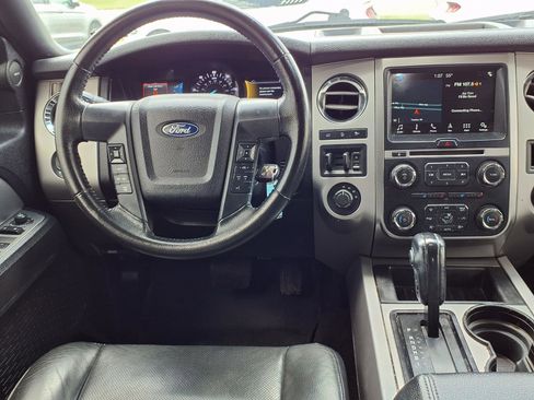 Used 2017 Ford Expedition EL XLT w/ Equipment Group 202A AWD/4WD image 5