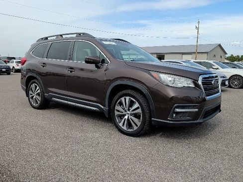 Used 2019 Subaru Ascent Limited AWD/4WD image 2