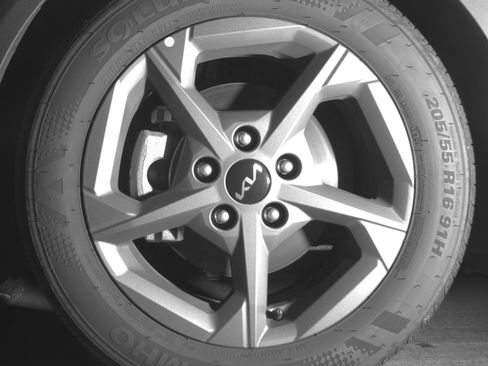 Used 2025 Kia K4 FWD image 12
