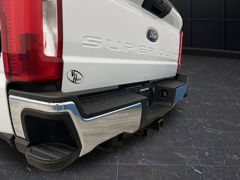 Used 2023 Ford F250 XLT image 31