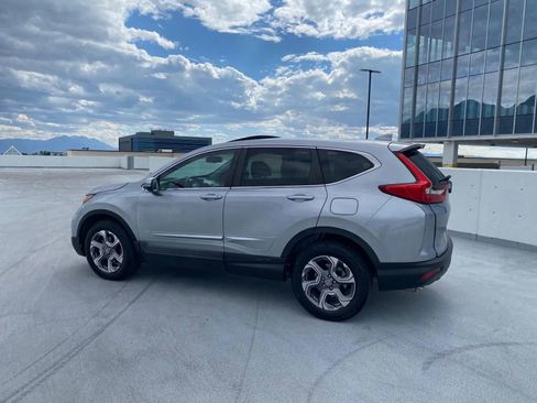 Used 2017 Honda CR-V Touring image 12