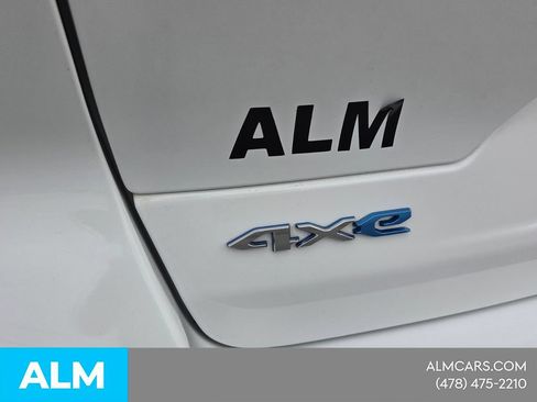 Used 2024 Jeep Grand Cherokee Limited 4xe AWD/4WD image 8