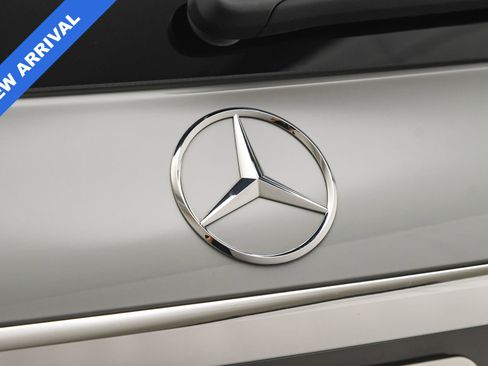 Used 2025 Mercedes-Benz GLS 450 4MATIC image 23