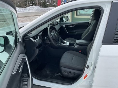 Used 2023 Toyota RAV4 XLE image 14