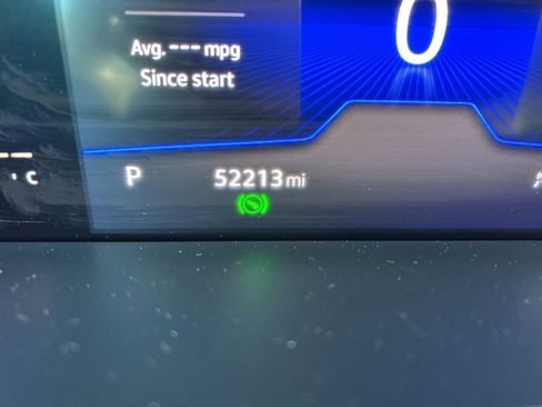 Certified 2022 Volkswagen Tiguan S image 18